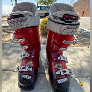 Nordica Speedmachine 110 Ski Boots Mens 27.5 Performance Alpine Downhill Red